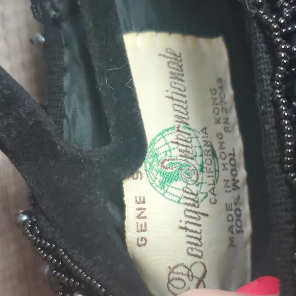 Vintage Gene Shelly Black beaded wool sweater - Picture 3 of 10